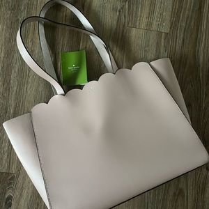 Kate Spade Pink Scalloped Hand Bag